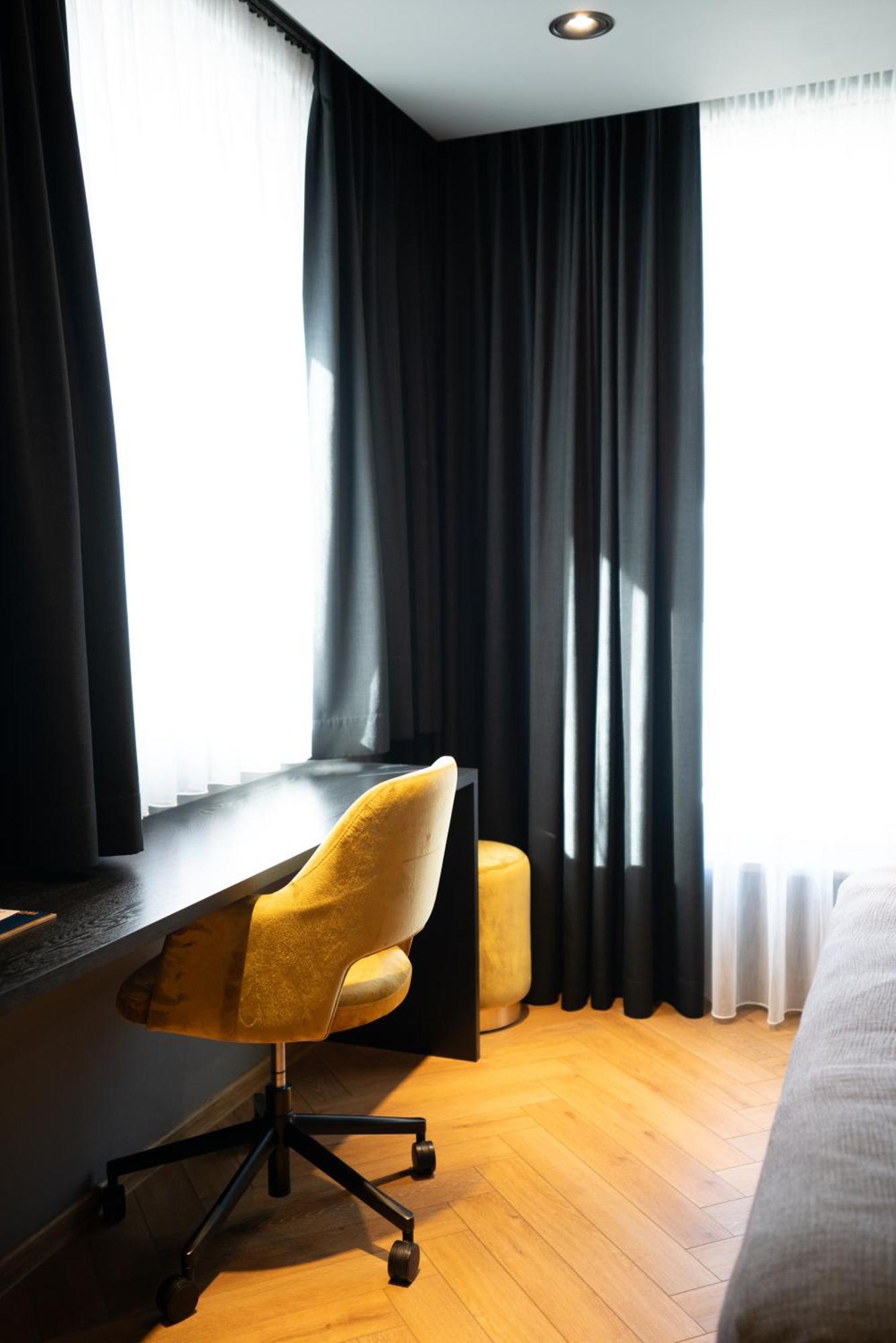 Hotel Nice เลาพ์ไฮม์ ภายนอก รูปภาพ